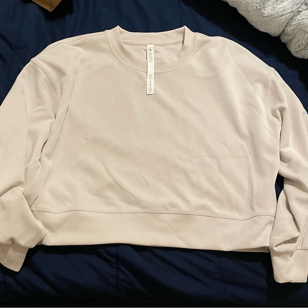 Lululemon hawaii softstreme cropped crew